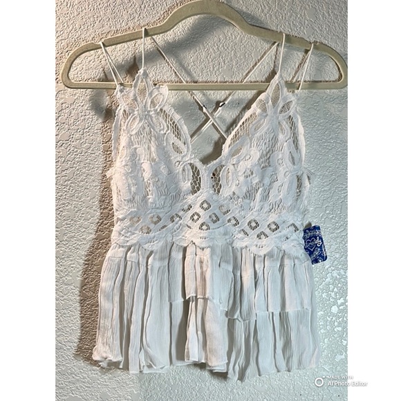 Free People Adella Lace Cami White XS NWT Boho Bralette Top $68 Retail Intimate - Picture 2 of 8